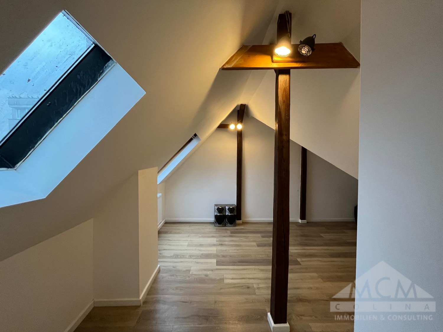 GB17_HH_3.OG_rechts_Wohnzimmer (2)