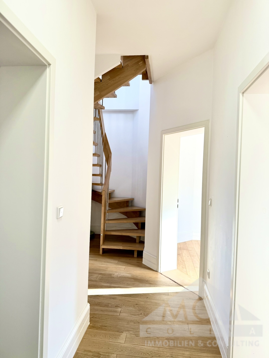 4.OG-links interne Treppe